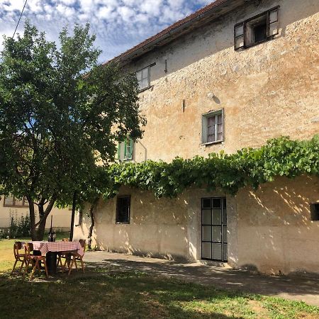 Cultural Monument House Vecchia Villa Otočac Екстериор снимка