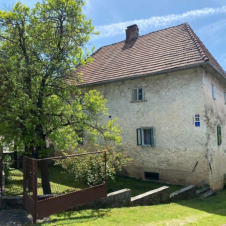 Cultural Monument House Vecchia Villa Otočac Екстериор снимка